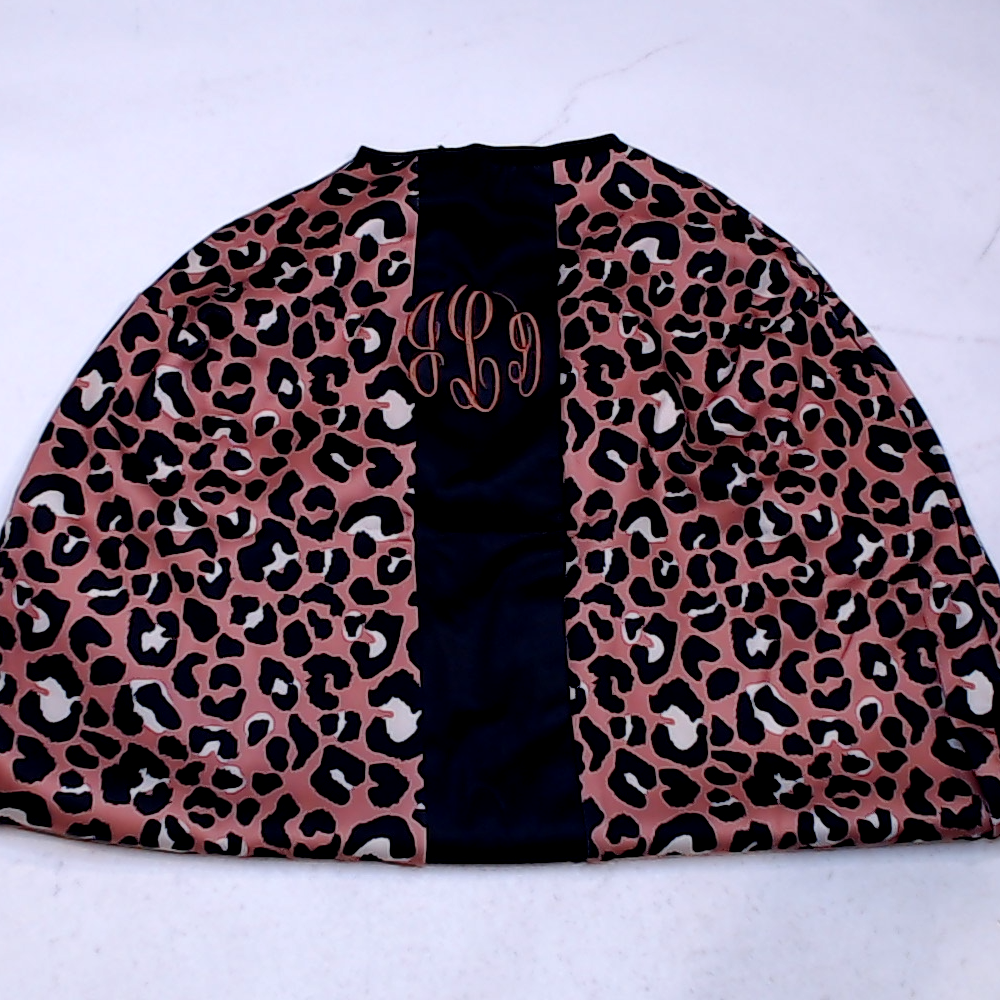 BLOOPER ACCESSORY: Monogrammed Luggage Cover