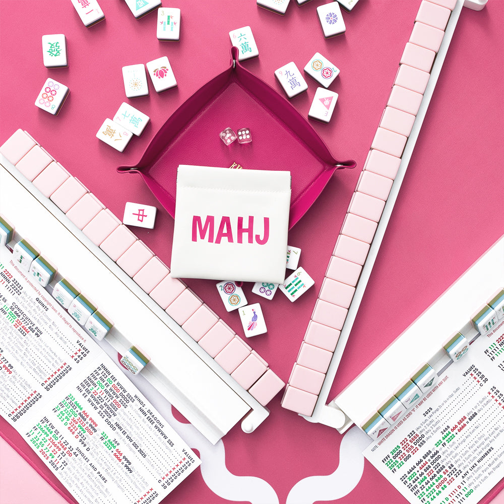 white mahjong dice bag with valet tray