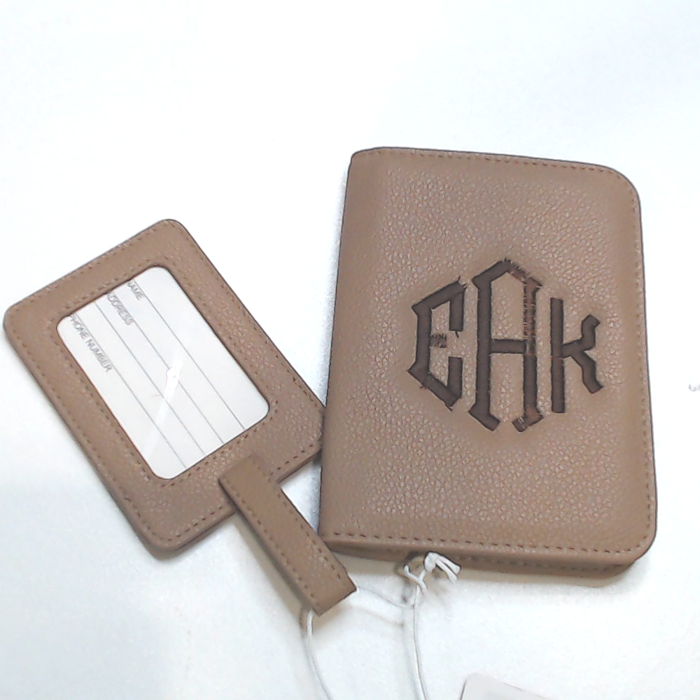 BLOOPER ACCESSORY: Monogrammed Travel Set