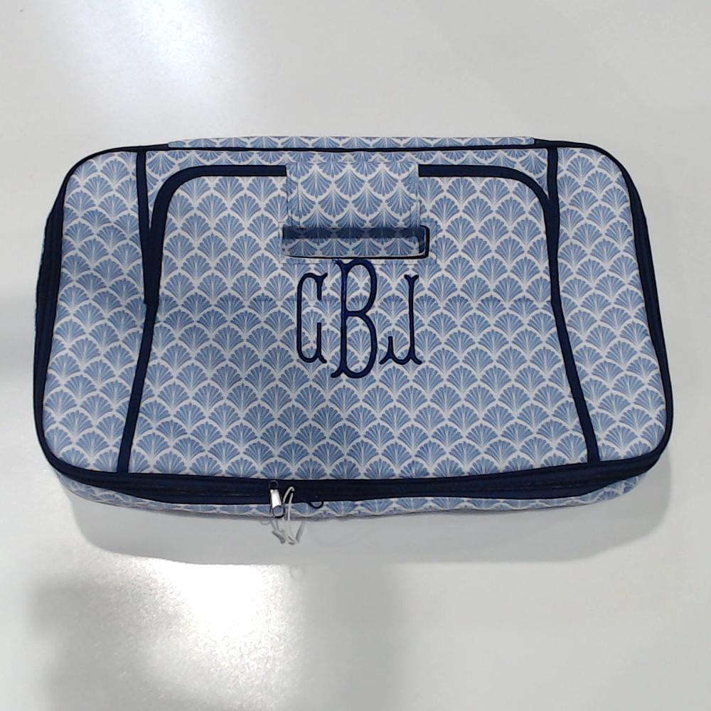 BLOOPER ACCESSORY: Monogrammed Casserole Carrier