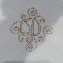 BLOOPER ACCESSORY: Monogrammed Scalloped Placemat