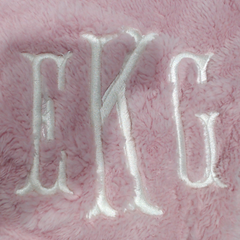 BLOOPER KIDS: Monogrammed Baby Bow Blanket