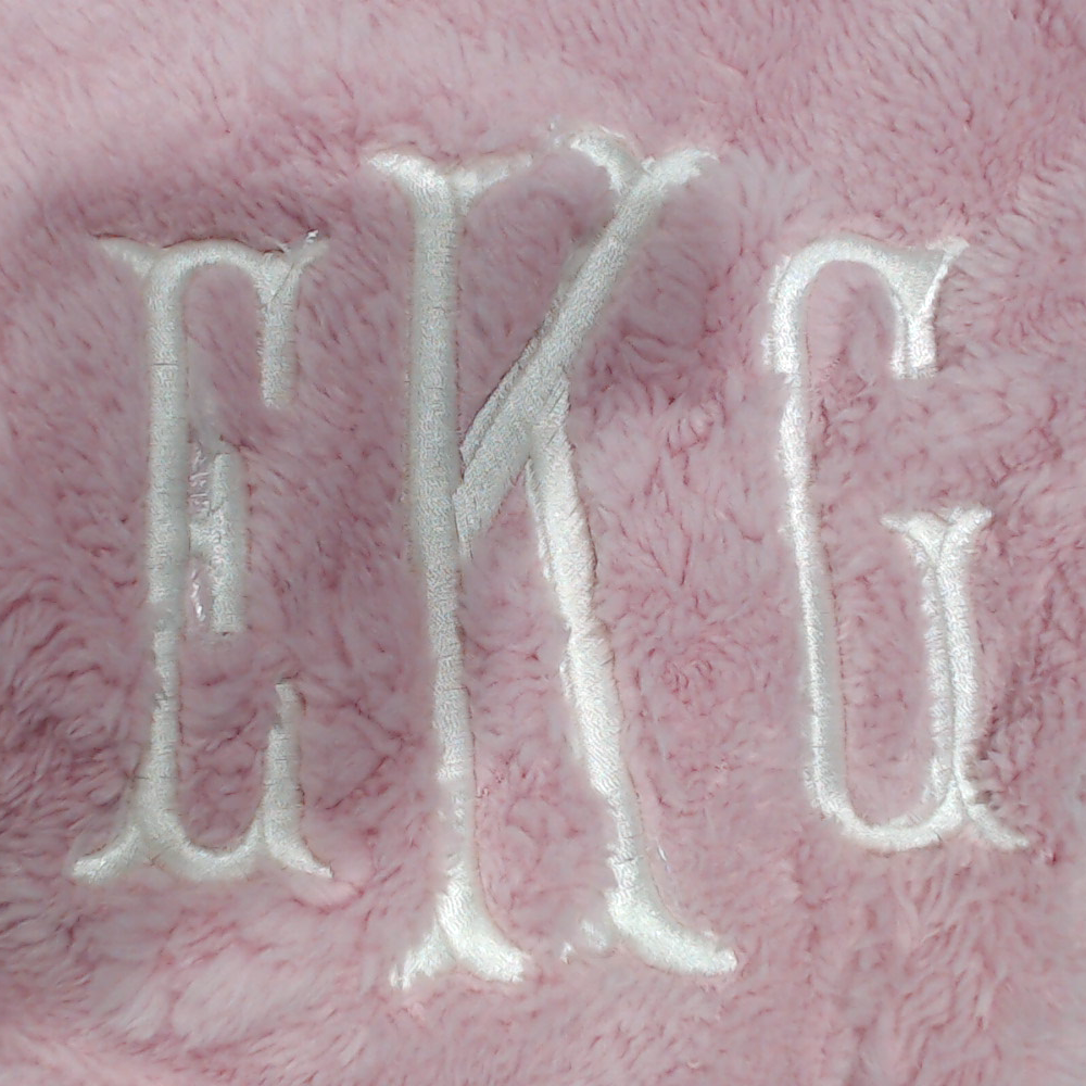 BLOOPER KIDS: Monogrammed Baby Bow Blanket