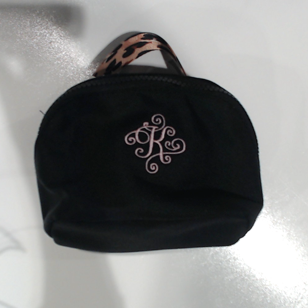 BLOOPER BAG: Monogrammed Makeup Bag